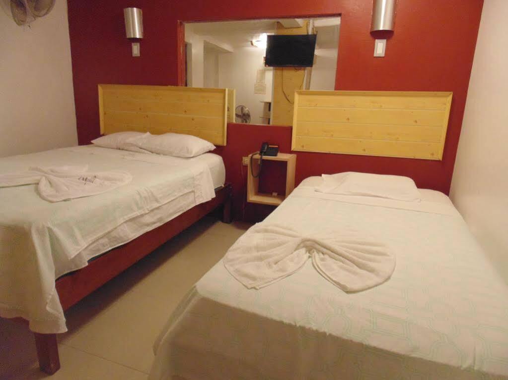 Hotel La Casona Iquitos Luaran gambar